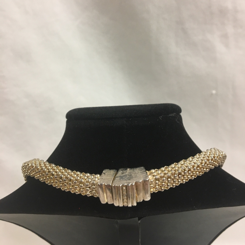 + Gold Chained Necklace - Picture 3 of 3